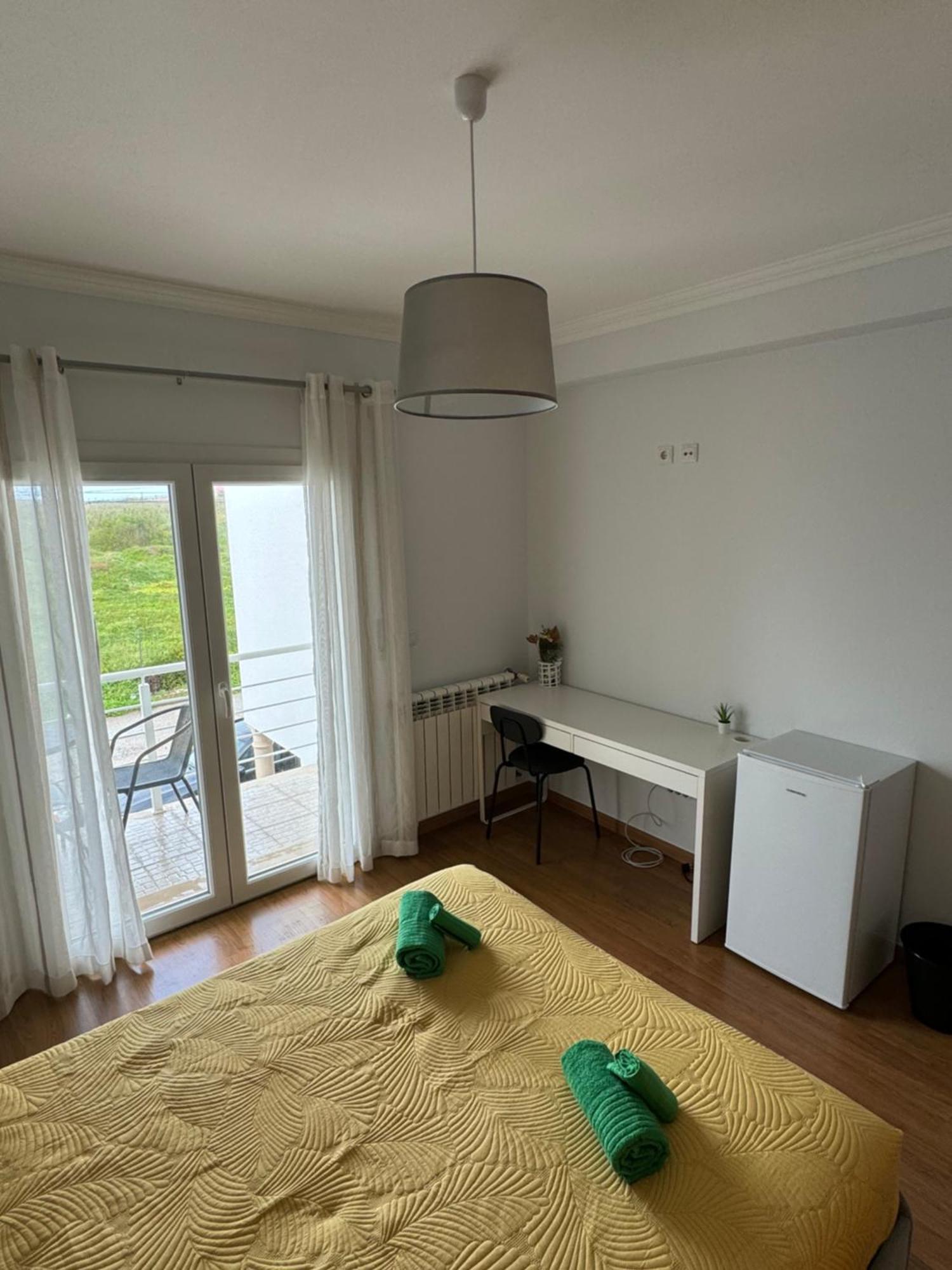 Sunny Baleal Guesthouse Феррел Экстерьер фото