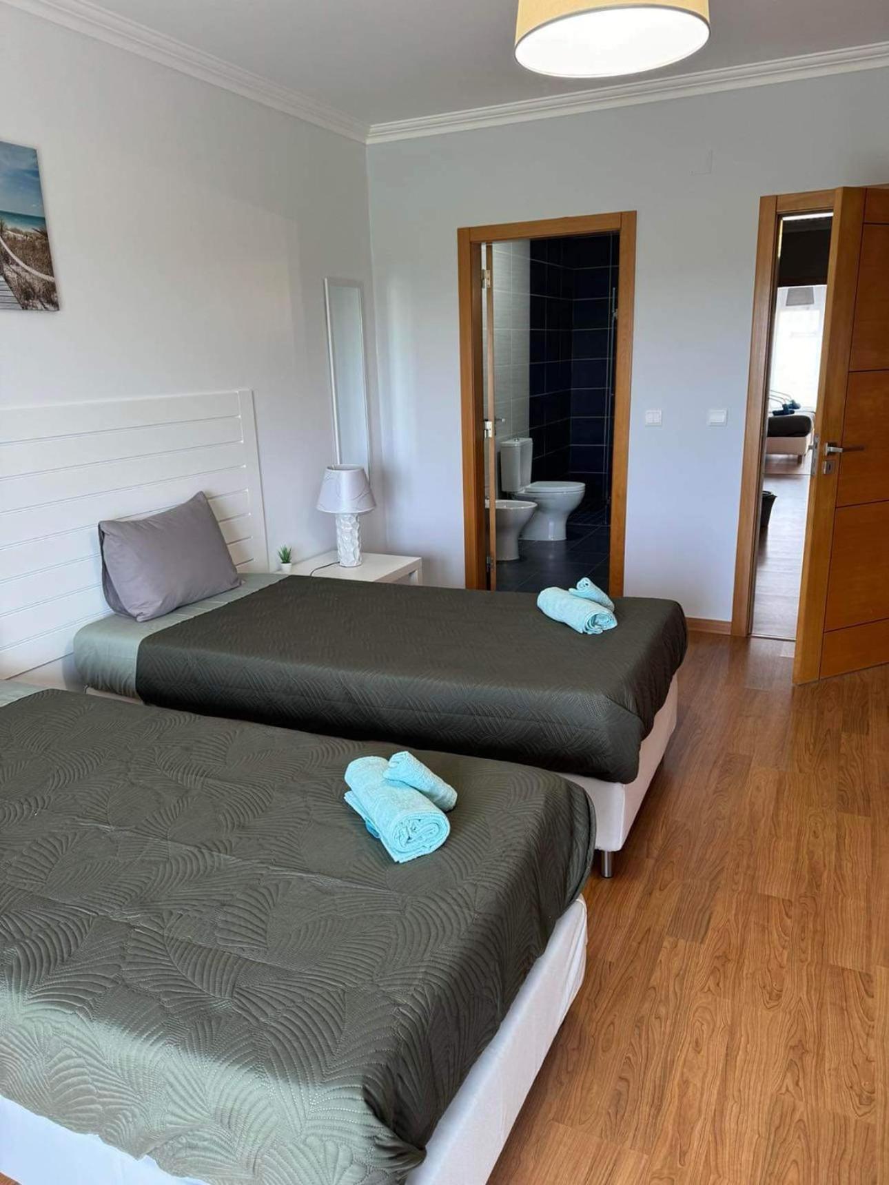 Sunny Baleal Guesthouse Феррел Экстерьер фото